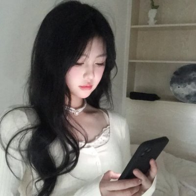 在那河畔青草青