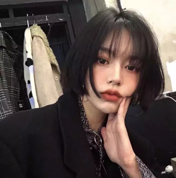 蛮舟艳影